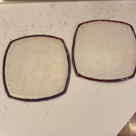 Gorgeous Stoneware Dinner/Serving Plates. Glazed on the Top.Marked on the bottom - Picture 2 of 6